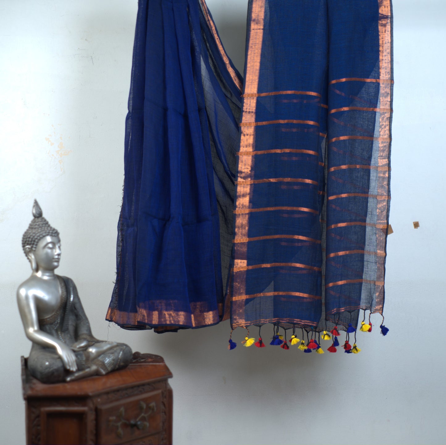 Plain Linen Saree with Attached Blouse