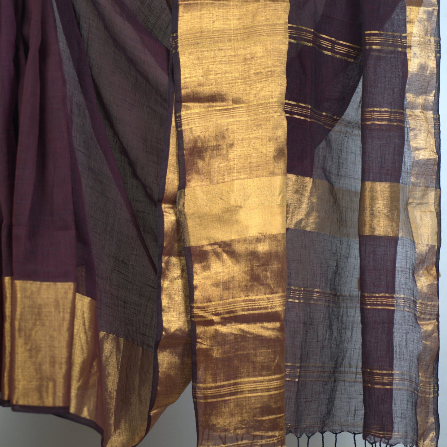 Linen Mahapar Saree with Attached Blouse