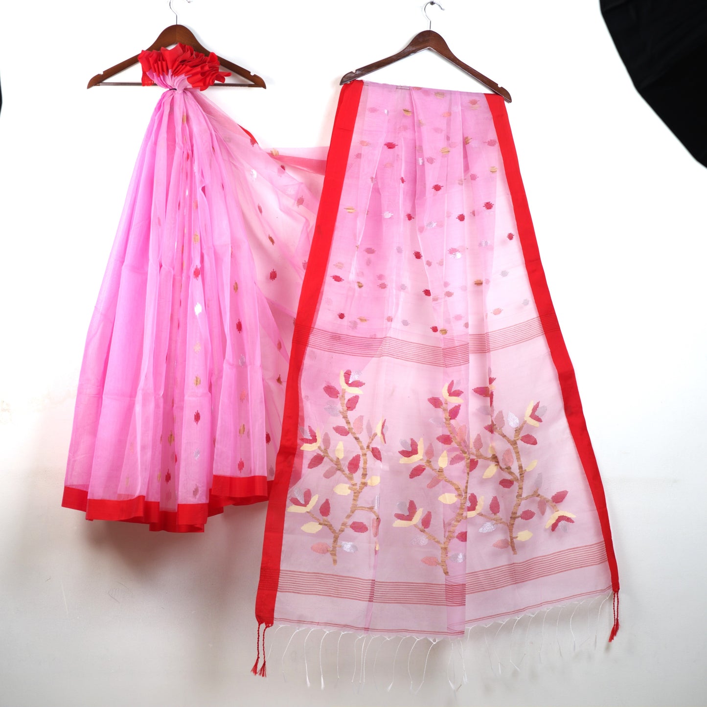 Muslin Jamdhani Saree with Attached Blouse – Silk Mark Certified