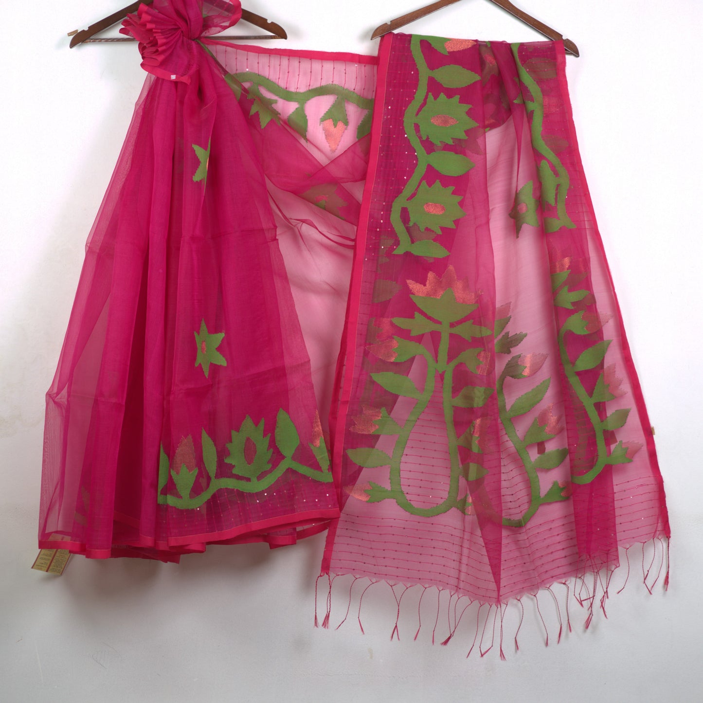 Sequence pure Muslin Saree with Attached Blouse and silk mark certified