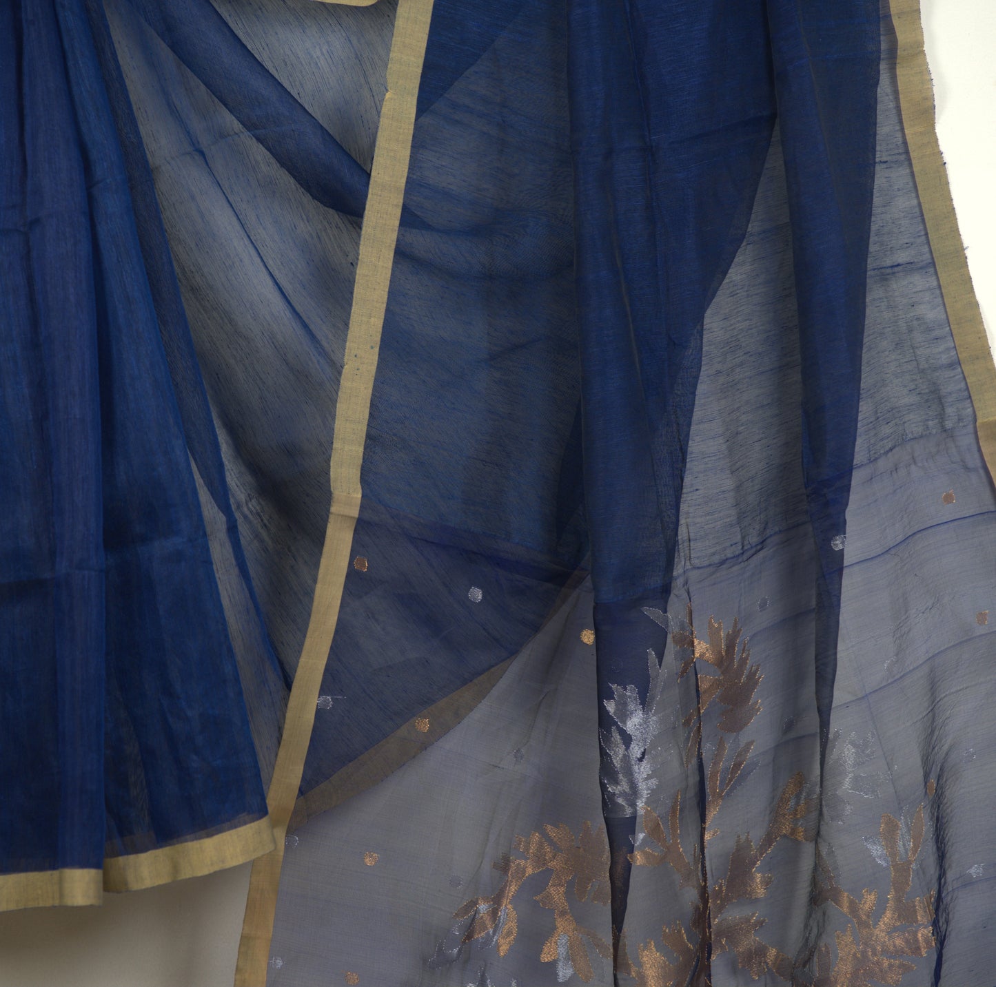 Matka Silk Saree with Muslin Pallu – With Attached Blouse