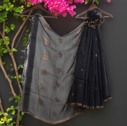 Matka Silk Saree with Muslin Pallu & Attached Blouse