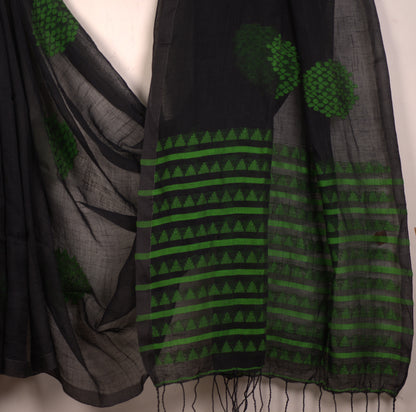 Tokaful Linen Saree with Attached Blouse